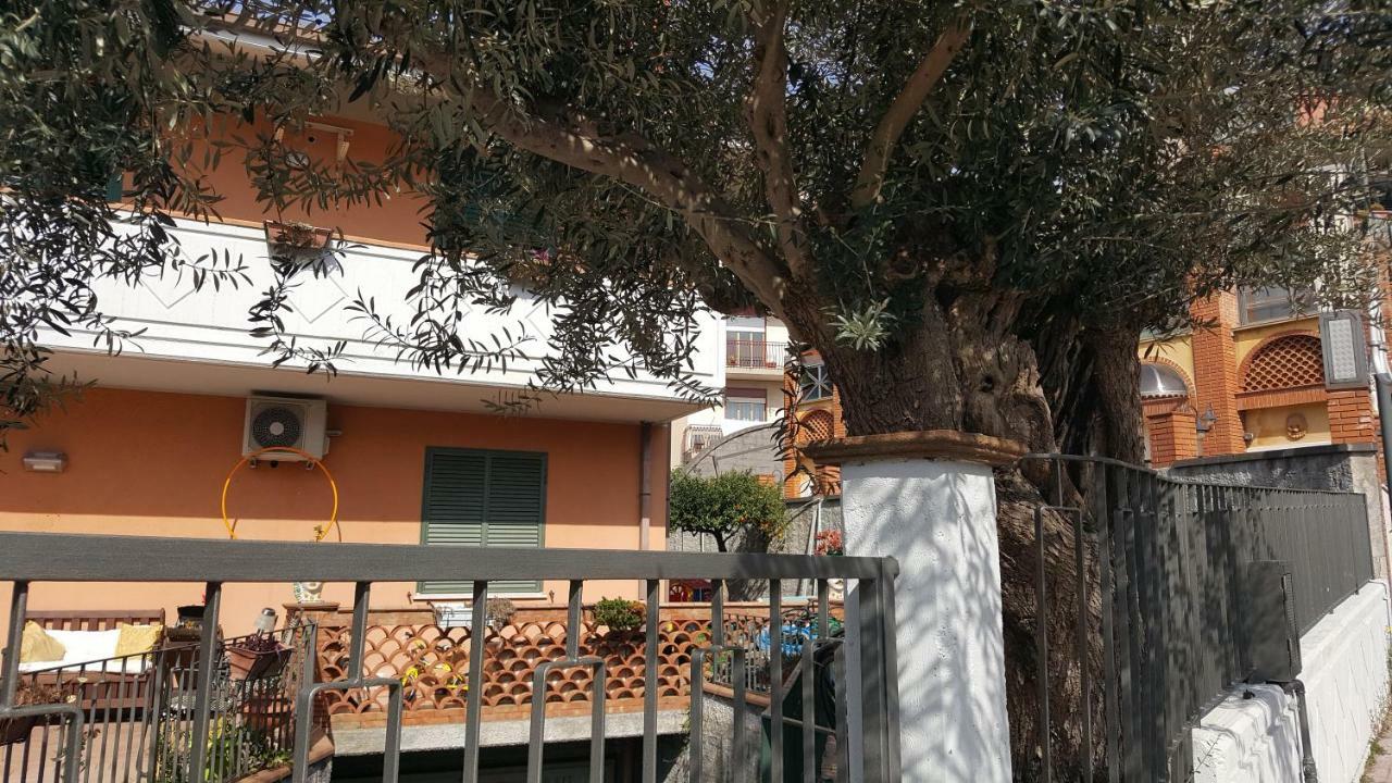 Loft Karol Taormina Apartment Gaggi Luaran gambar